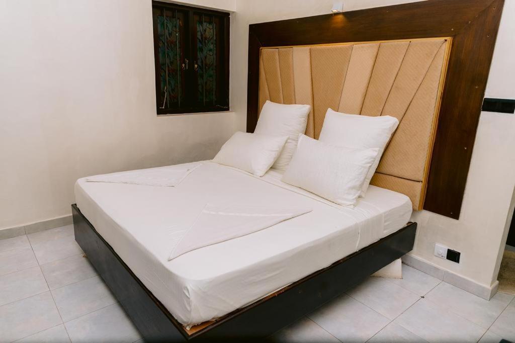 Romantic Garden Hotel Negombo Eksteriør bilde