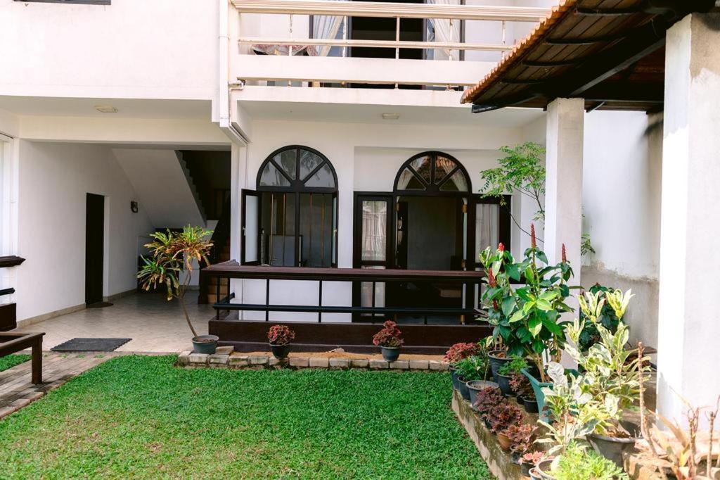 Romantic Garden Hotel Negombo Eksteriør bilde