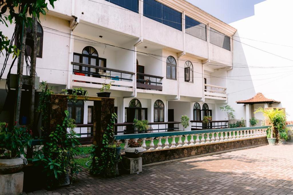 Romantic Garden Hotel Negombo Eksteriør bilde