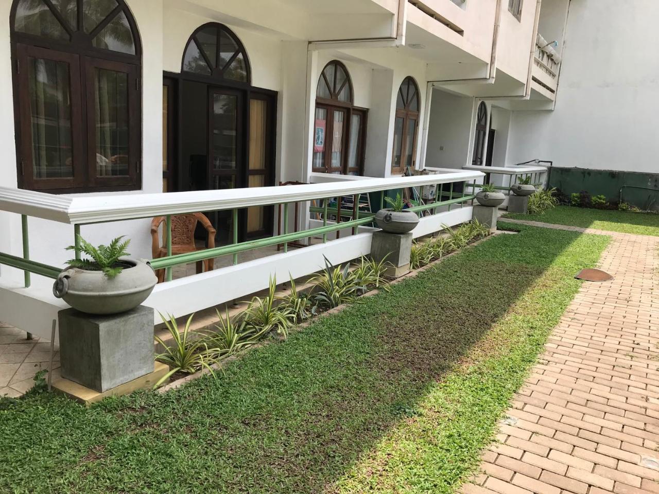 Romantic Garden Hotel Negombo Eksteriør bilde